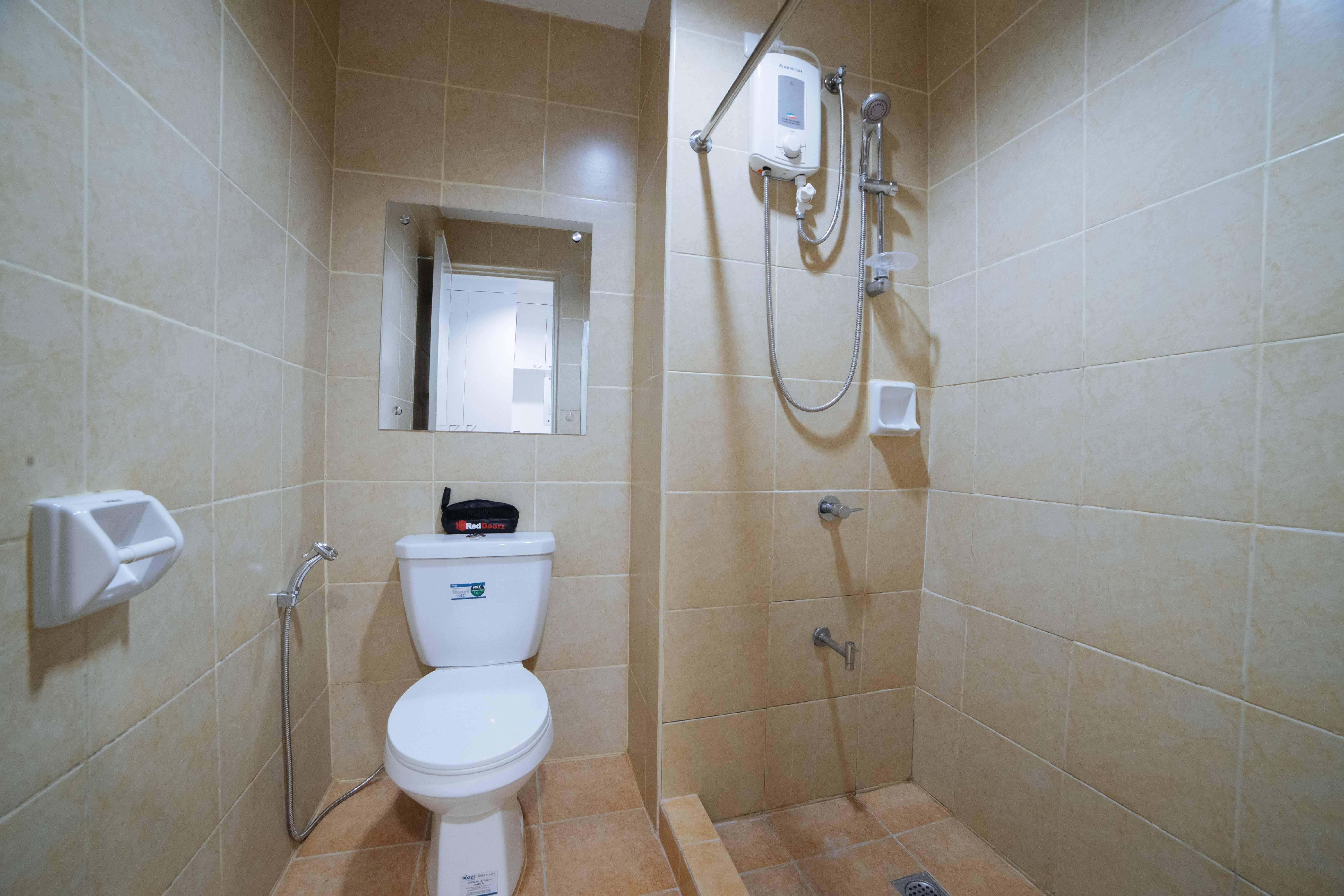 Reddoorz Plus @ Roxas Street Davao City Dış mekan fotoğraf
