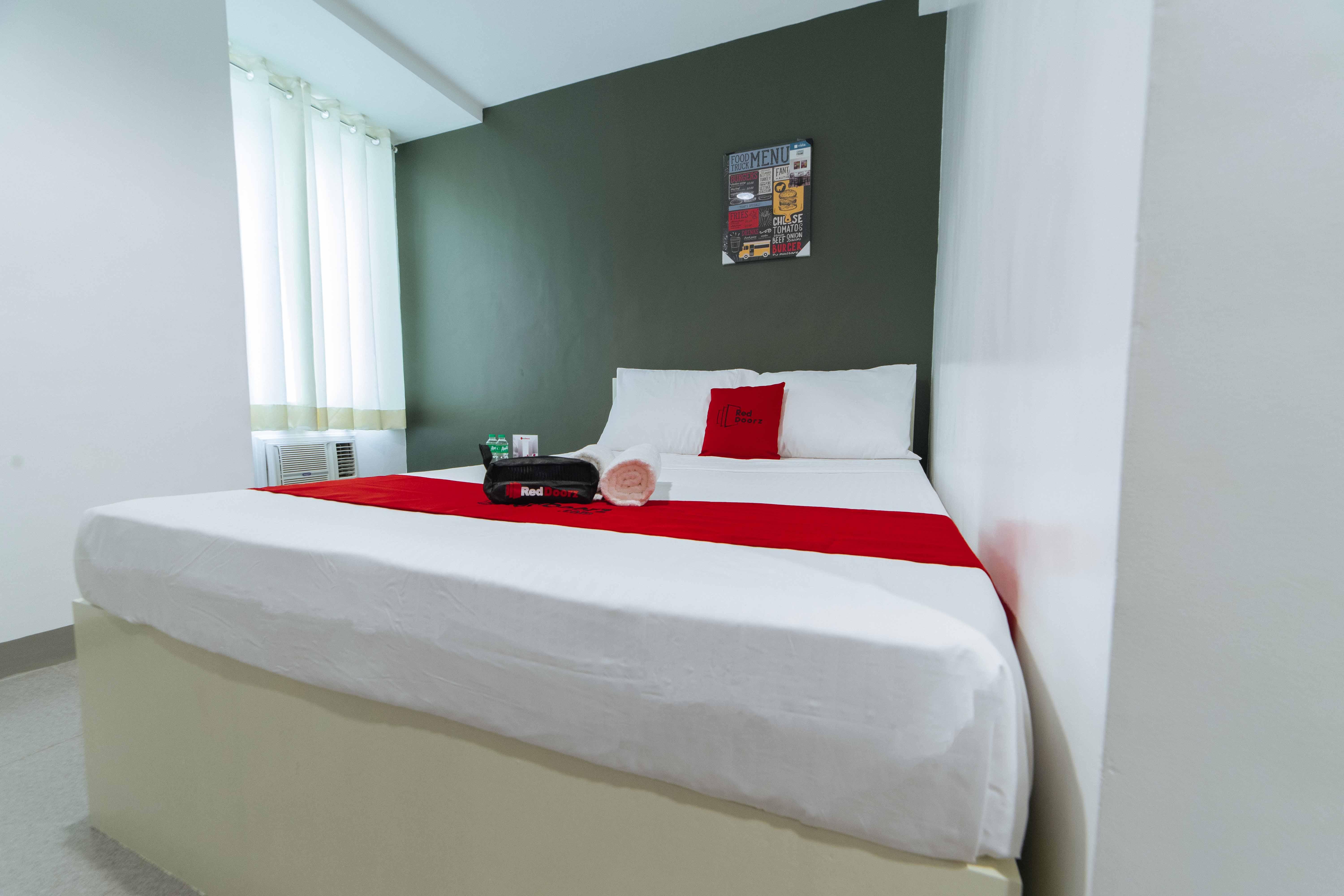 Reddoorz Plus @ Roxas Street Davao City Dış mekan fotoğraf