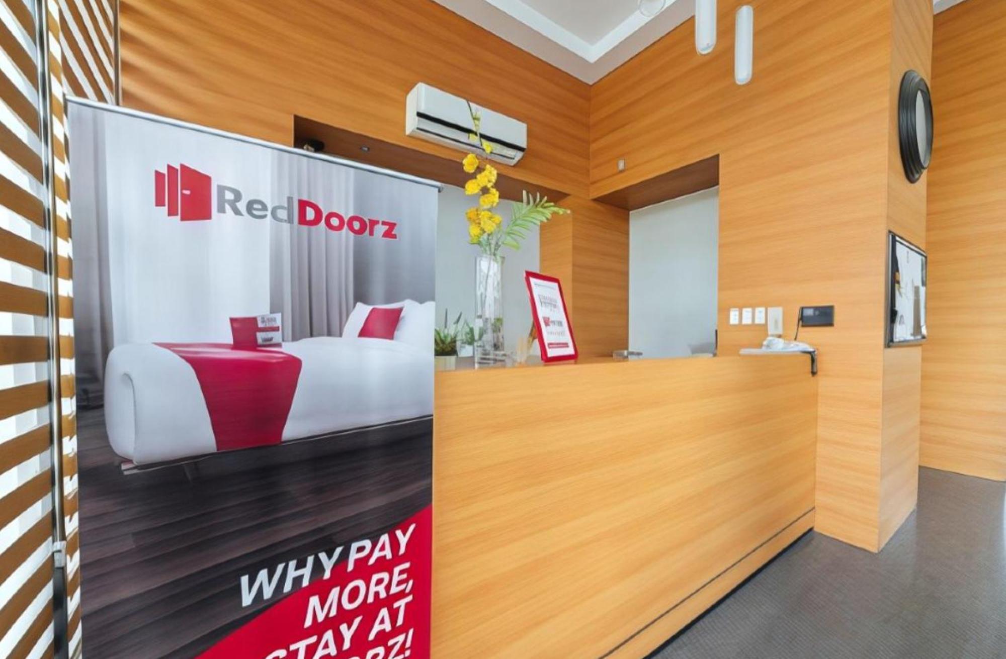 Reddoorz Plus @ Roxas Street Davao City Dış mekan fotoğraf