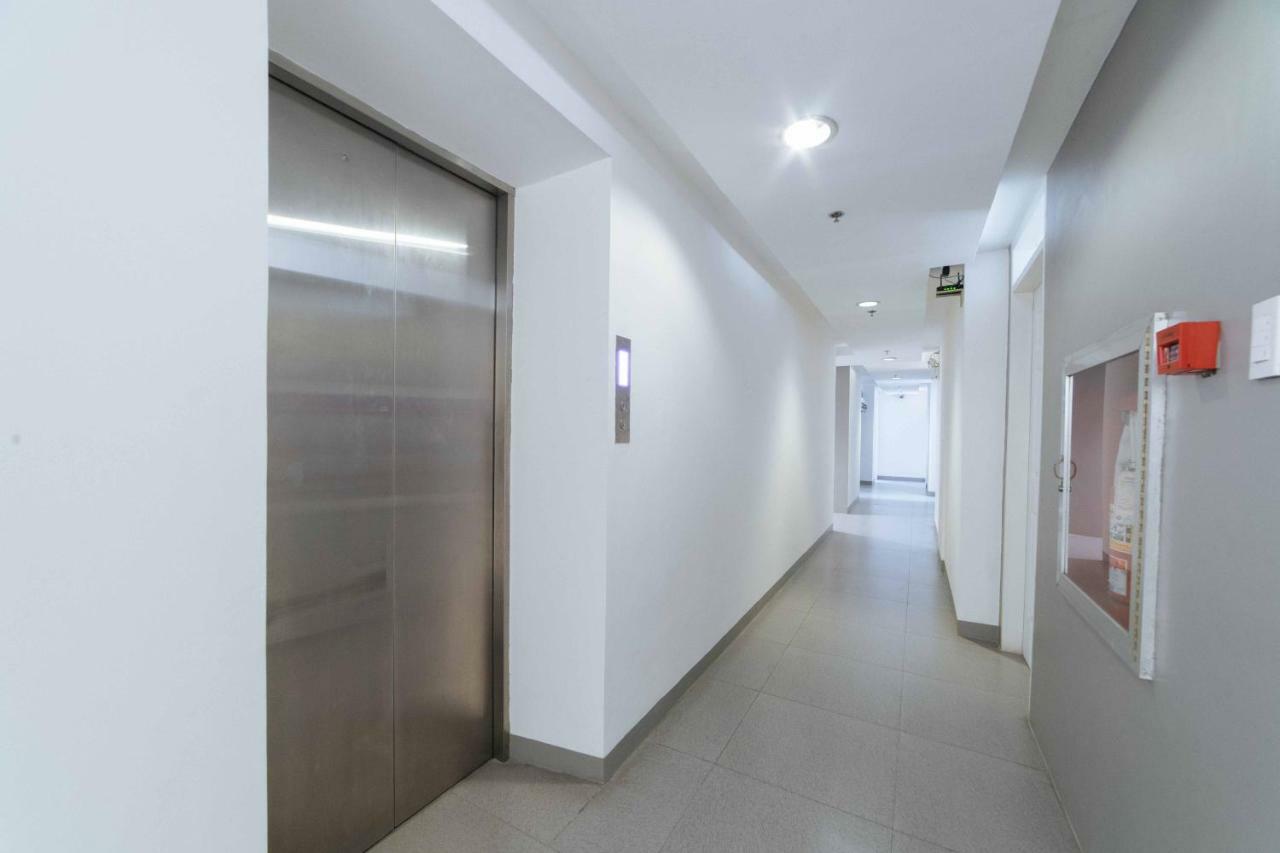 Reddoorz Plus @ Roxas Street Davao City Dış mekan fotoğraf