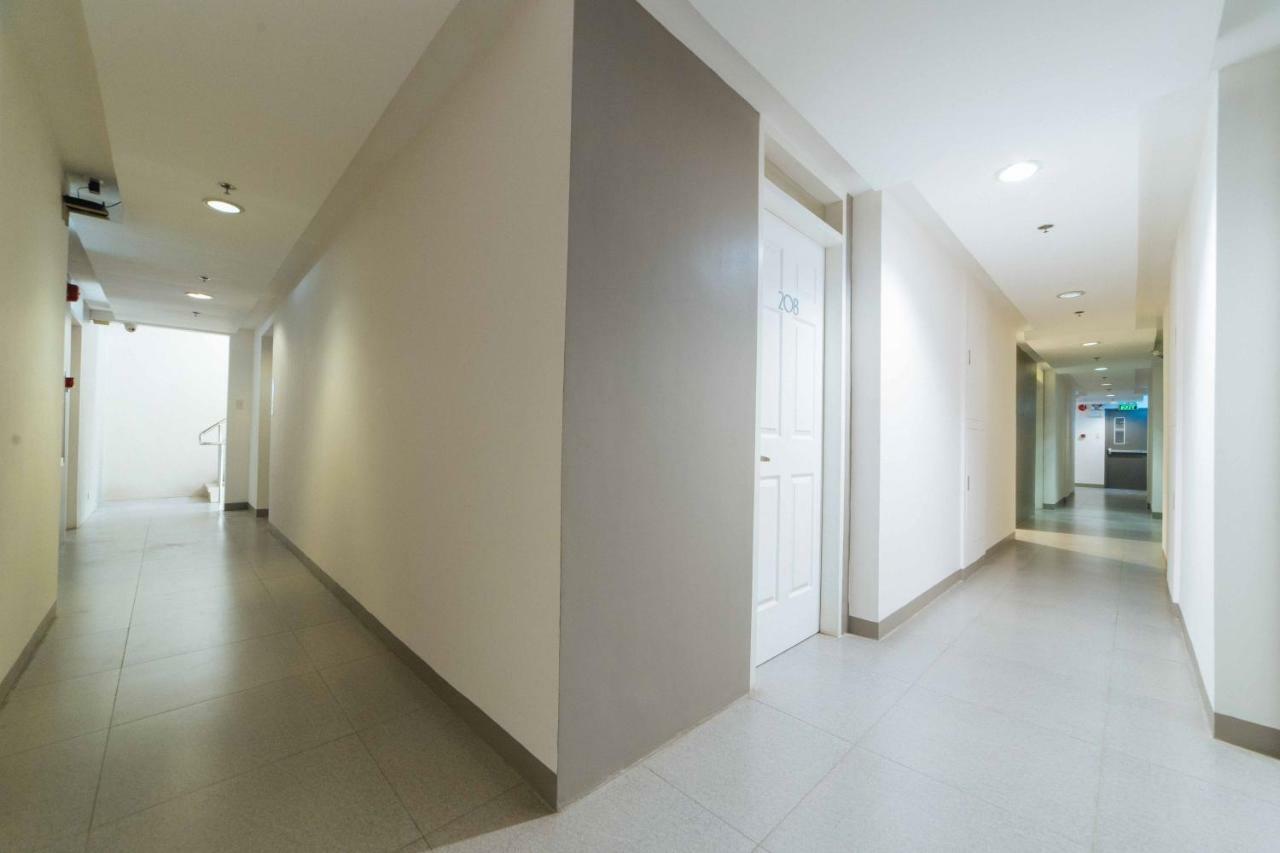 Reddoorz Plus @ Roxas Street Davao City Dış mekan fotoğraf