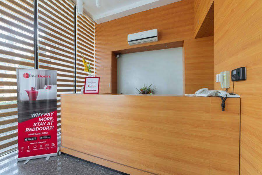 Reddoorz Plus @ Roxas Street Davao City Dış mekan fotoğraf